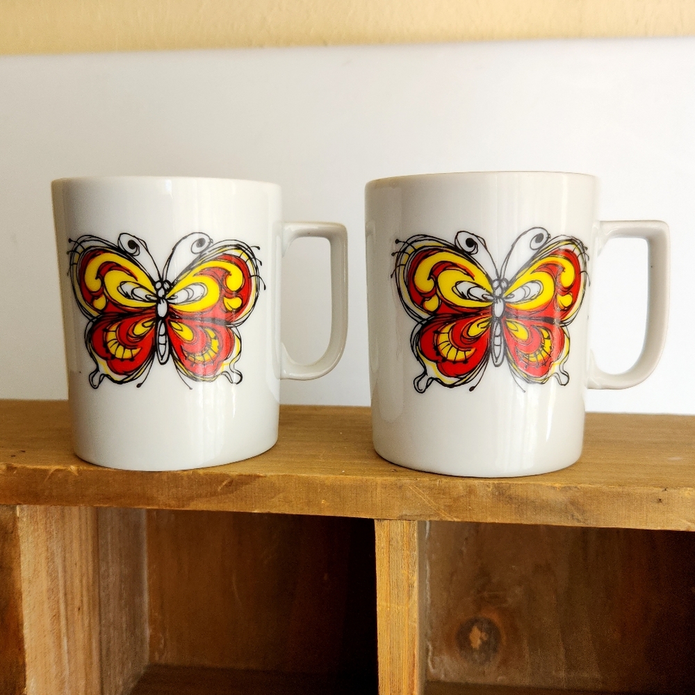 Pair of butterfly mugs